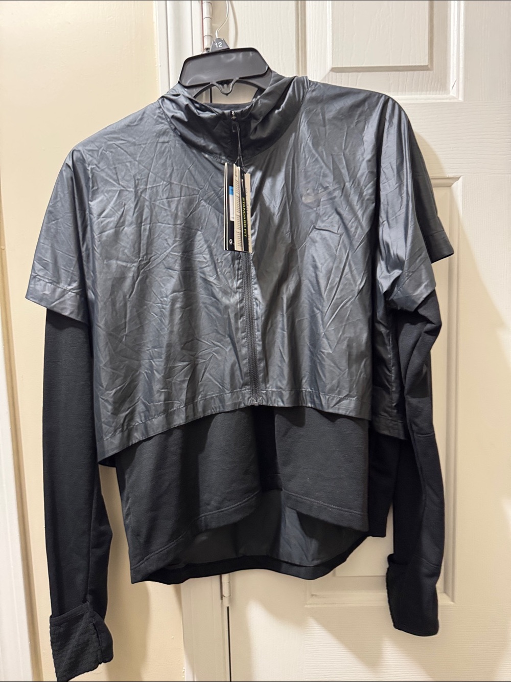 Women's Nike Medium light Black Layered Zip-Front Jacket